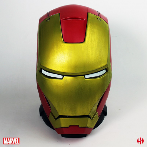 image MARVEL - Mega Tirelire Casque d'Iron Man MKIII  (emballage abîmé)